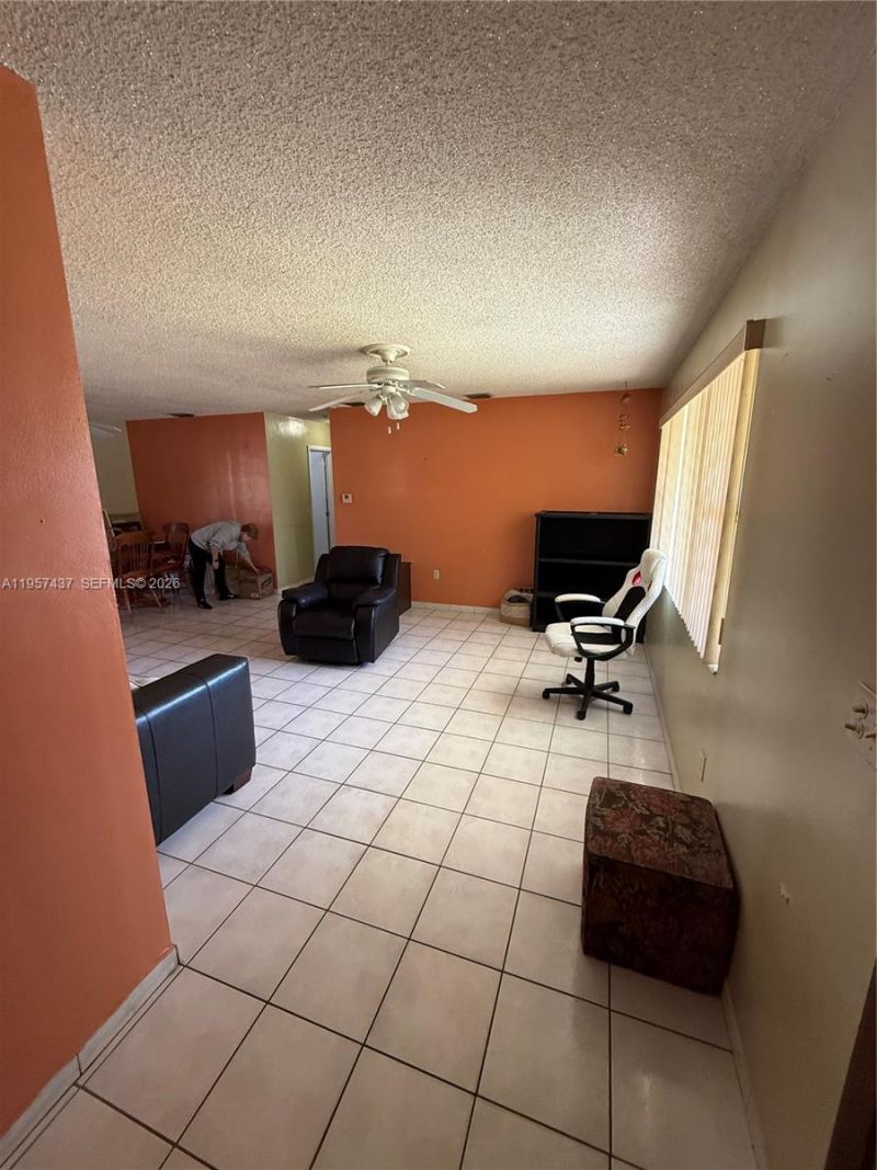 185 E 20th St, Hialeah, FL 33010 Photo