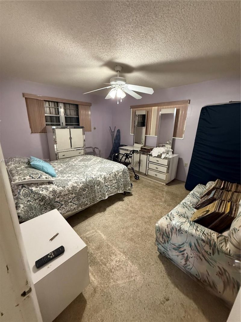 185 E 20th St, Hialeah, FL 33010 Photo