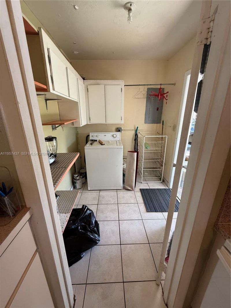 185 E 20th St, Hialeah, FL 33010 Photo