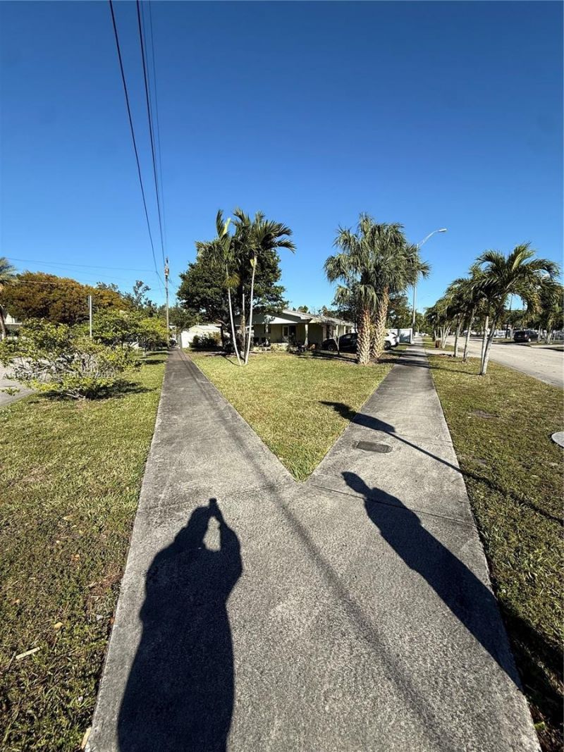 185 E 20th St, Hialeah, FL 33010 Photo