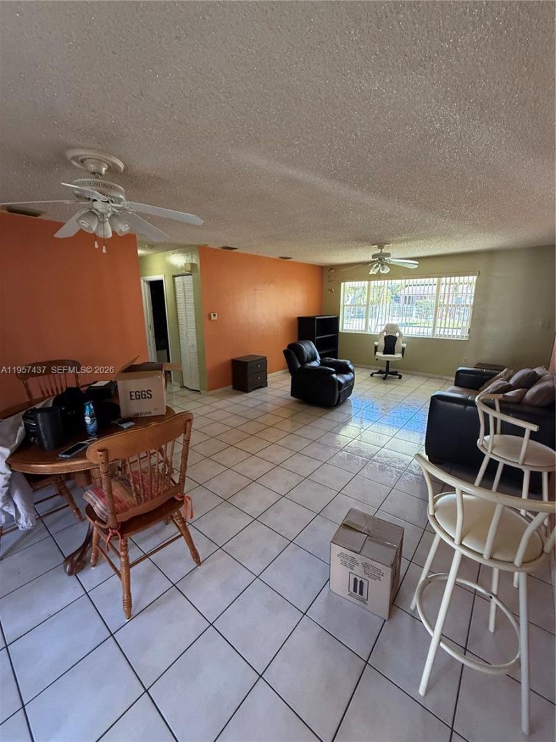 185 E 20th St, Hialeah, FL 33010 Photo