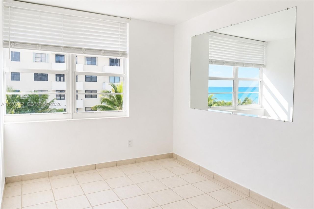 100 Lincoln Rd, Unit 732, Miami Beach, FL 33139 Photo