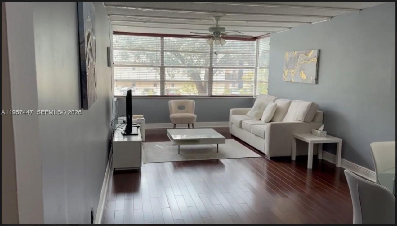 6600 Cypress Rd, Unit 203, Plantation, FL 33317 Photo