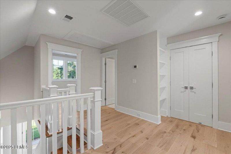 2202 National Street Photo 14