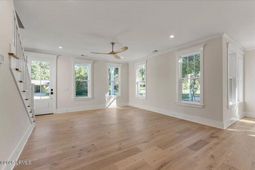 2202 National Street photo 4