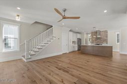 2204 National Street photo 4