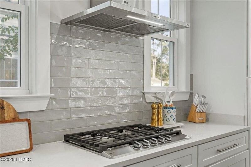 2200 National Street Photo 11