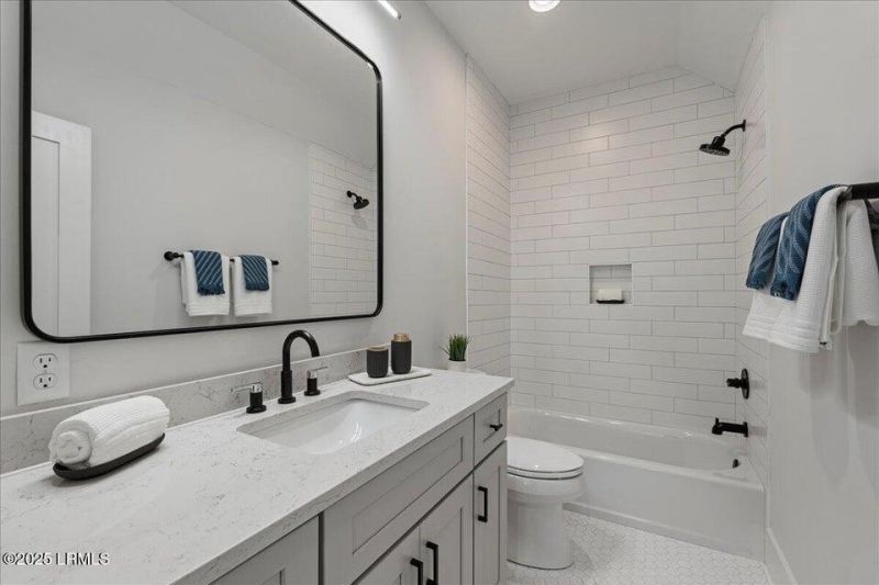 2200 National Street Photo 24