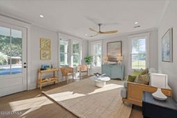 2200 National Street photo 4