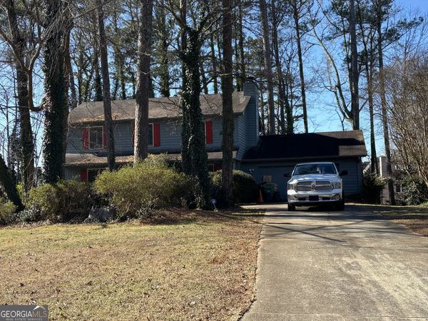 1555 Acorn Forest, Stone Mountain, GA 30088