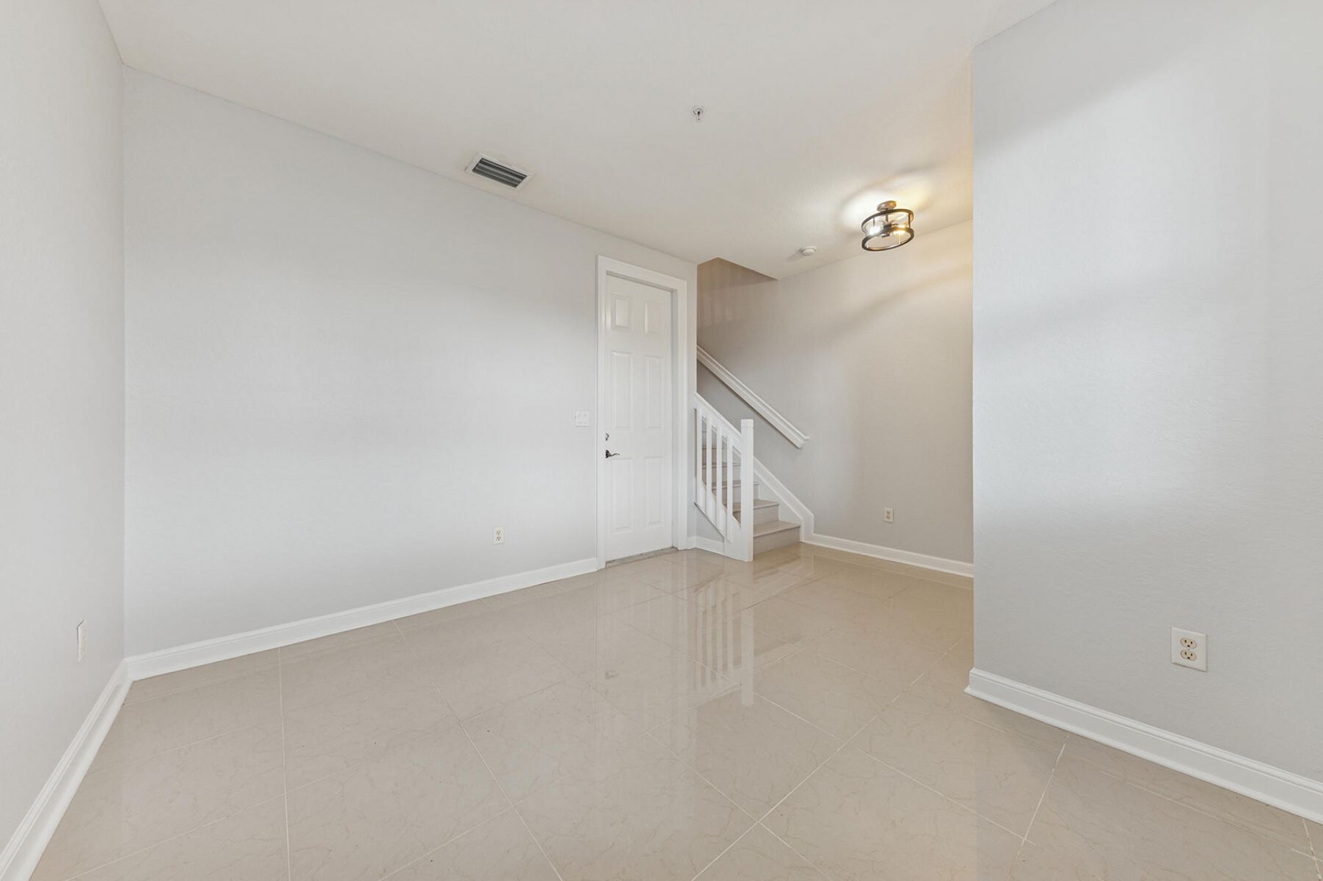 630 Amador Lane, Unit 2, West Palm Beach, FL 33401 Photo