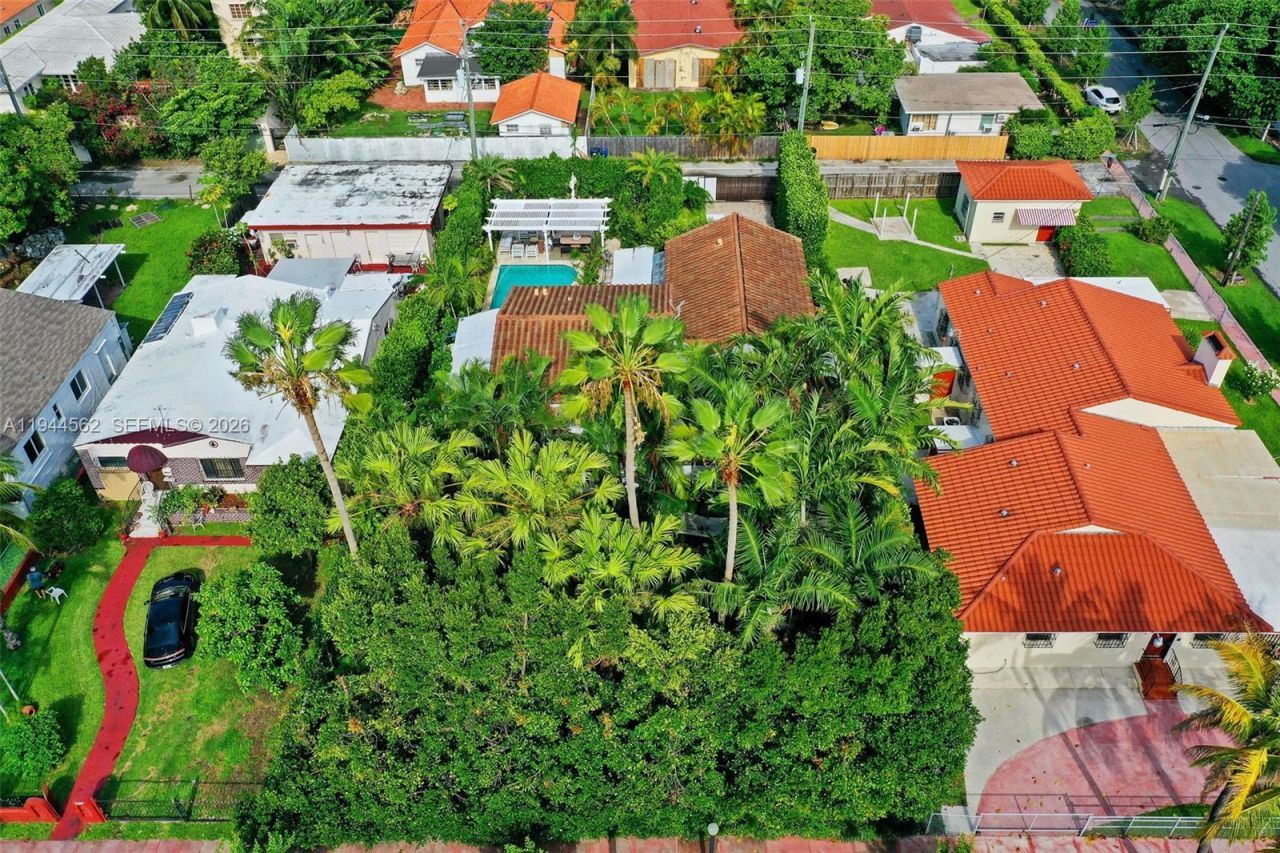 1244 Michigan Ave, Miami Beach, FL 33139 Photo