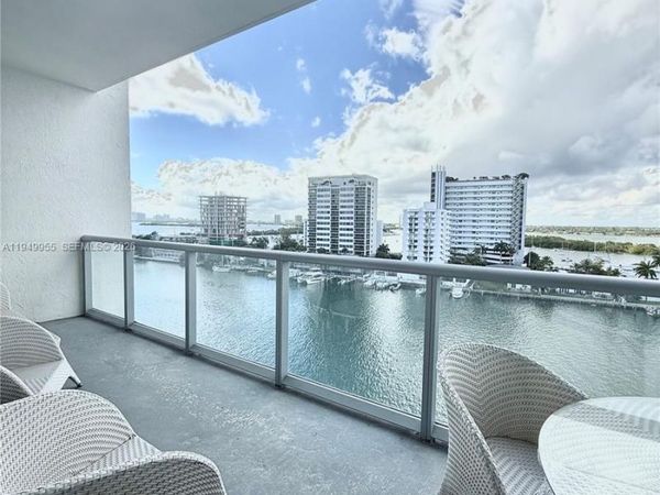 7928 East Dr, Unit 905, North Bay Village, FL 33141