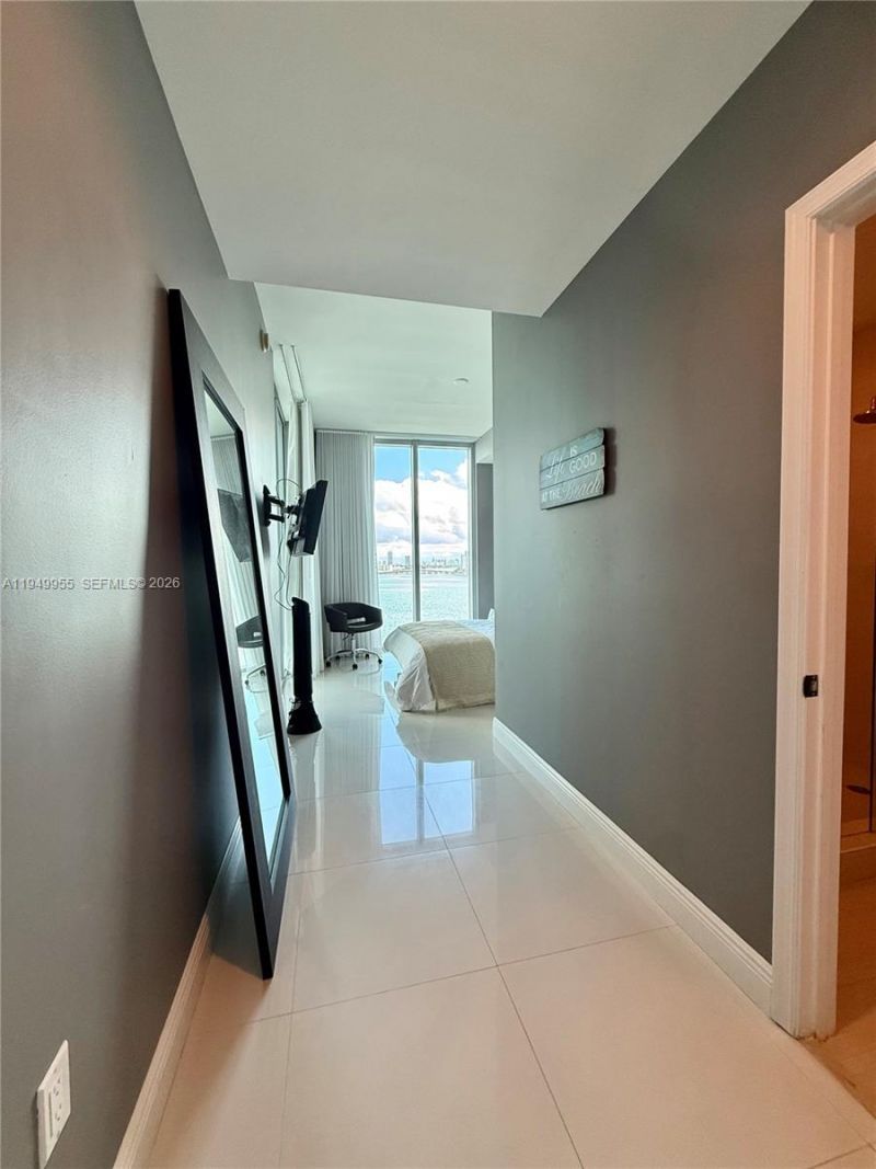 7928 East Dr, Unit 905, North Bay Village, FL 33141 Photo