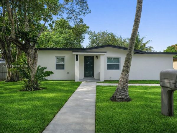 13720 NW 4th Ct, North Miami, FL 33168