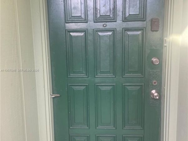 10525 SW 112th Ave, Unit 315, Miami, FL 33176