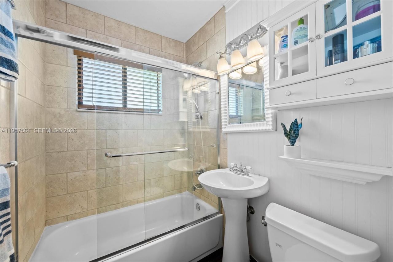 2395 SE 6th St, Pompano Beach, FL 33062 Photo