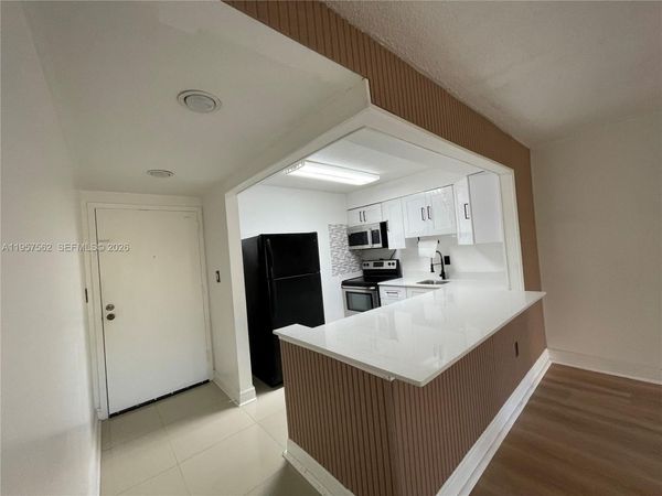 4910 NW 79th Ave, Unit 108, Doral, FL 33166