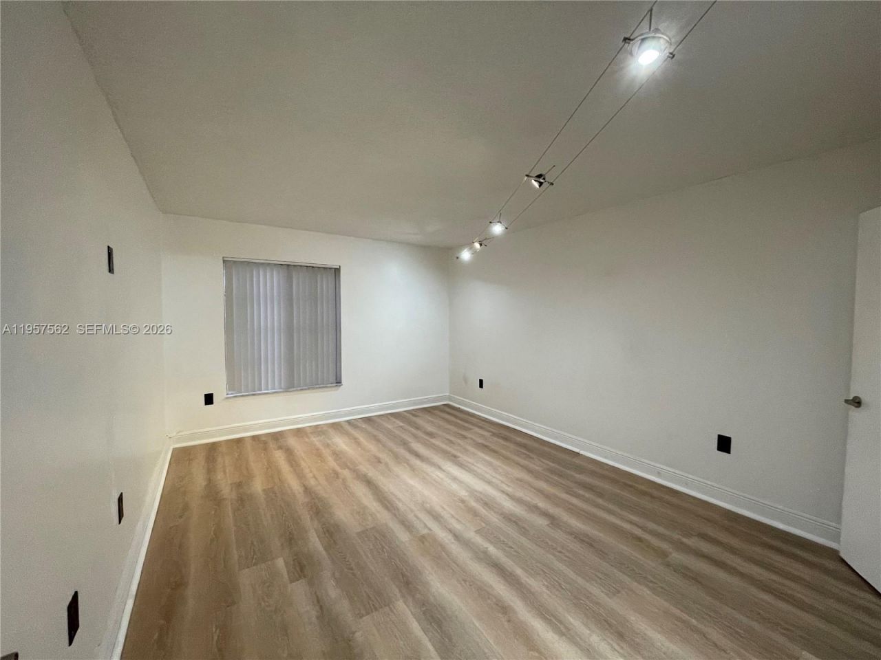 4910 NW 79th Ave, Unit 108, Doral, FL 33166 Photo