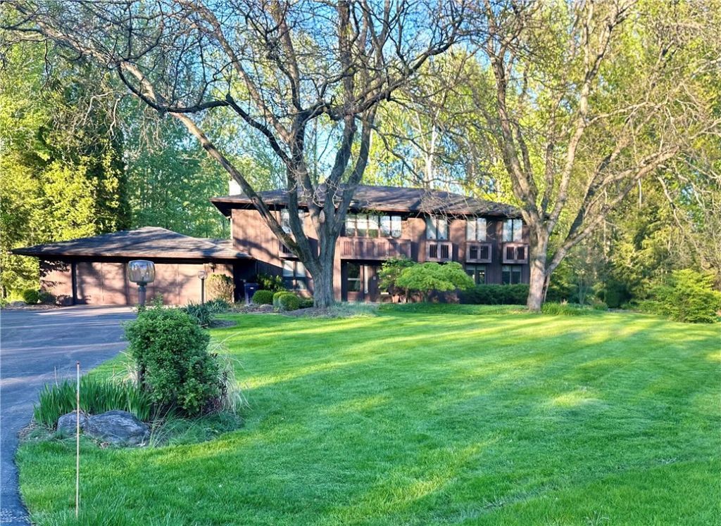 18 Edgewood Drive, Seneca Falls, NY 13148 Main Photo