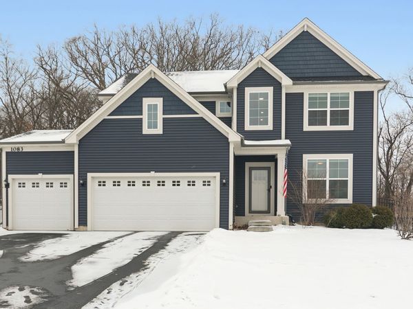 1083 Williamsbury Drive, Crystal Lake, IL 60012