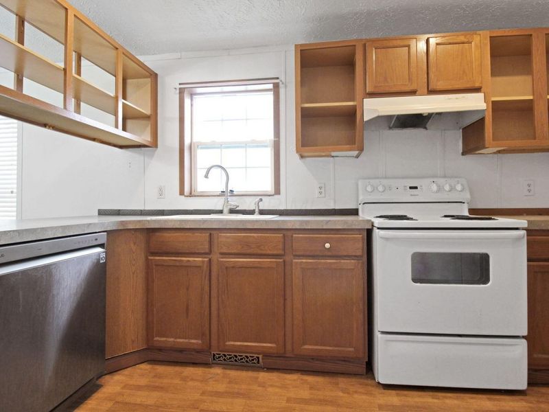 1100 Thornwood Drive SW, Unit 1008, Heath, OH 43056 Photo 16