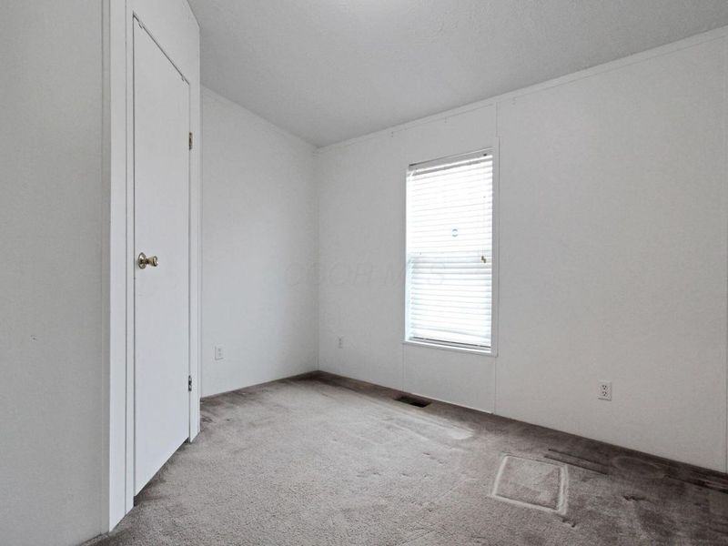 1100 Thornwood Drive SW, Unit 1008, Heath, OH 43056 Photo 18