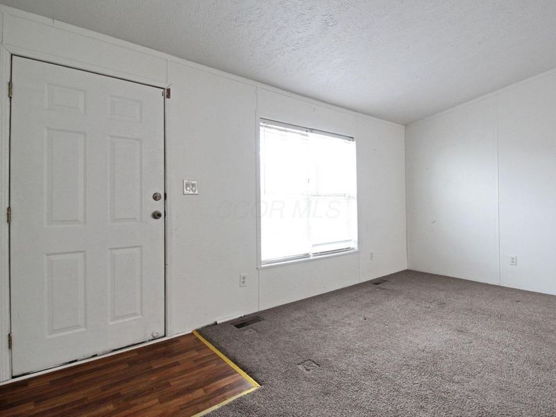 1100 Thornwood Drive SW, Unit 1008, Heath, OH 43056 Photo 4