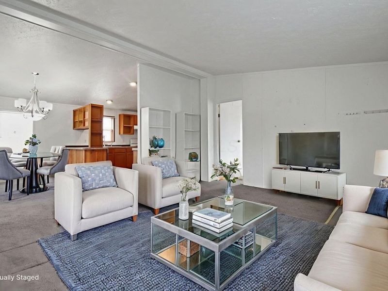 1100 Thornwood Drive SW, Unit 1008, Heath, OH 43056 Photo 6