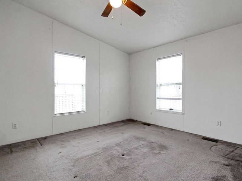 1100 Thornwood Drive SW, Unit 1008, Heath, OH 43056 Photo 7