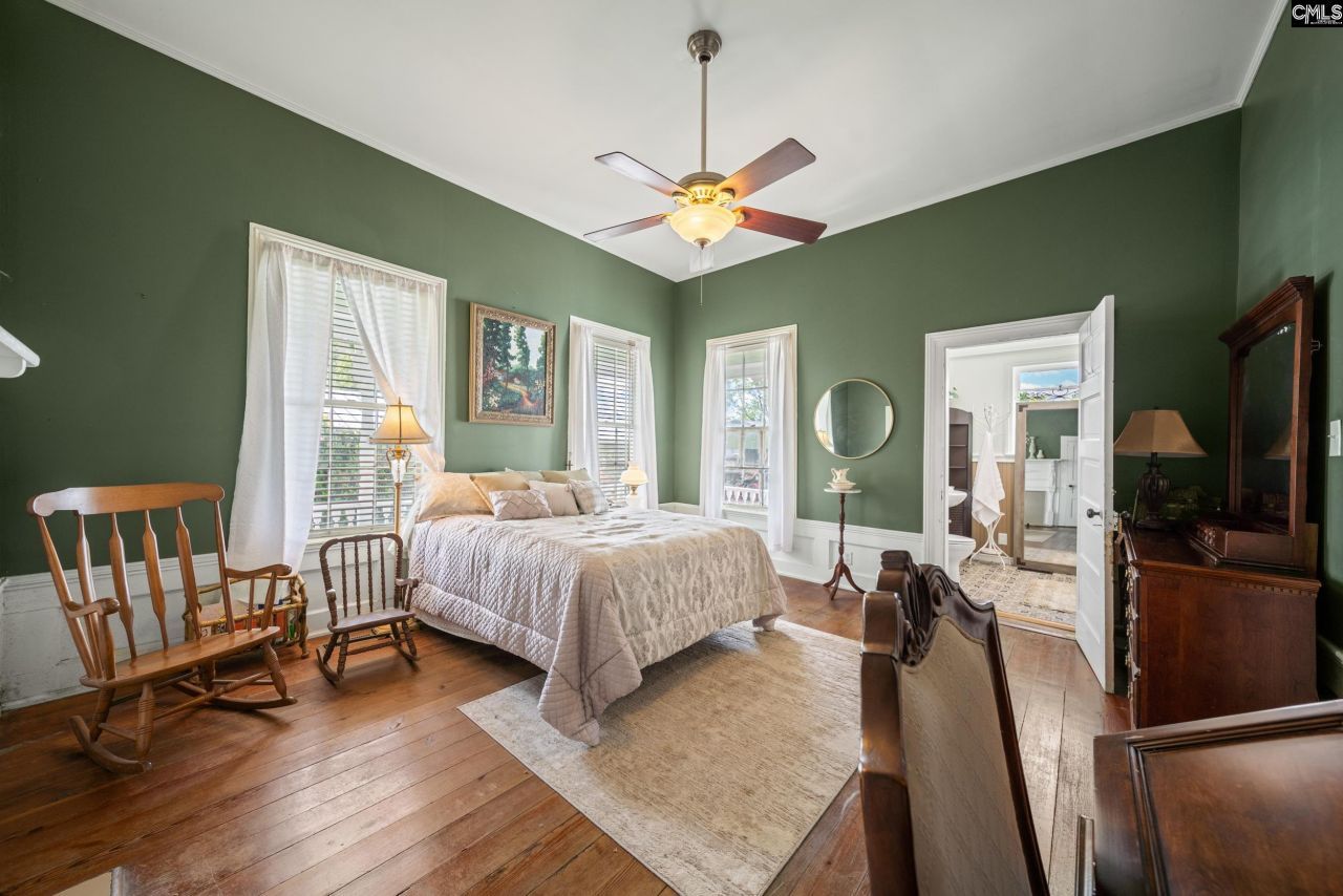 131 Pine Street Photo 19