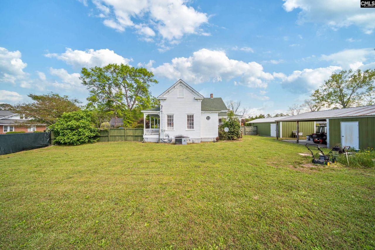 131 Pine Street Photo 24