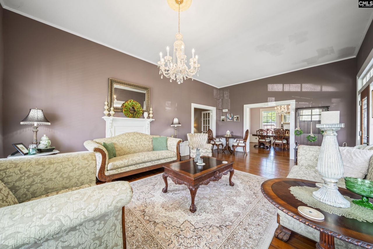 131 Pine Street Photo 6