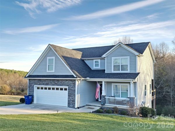 5177 S Oak Circle, Granite Falls, NC 28630