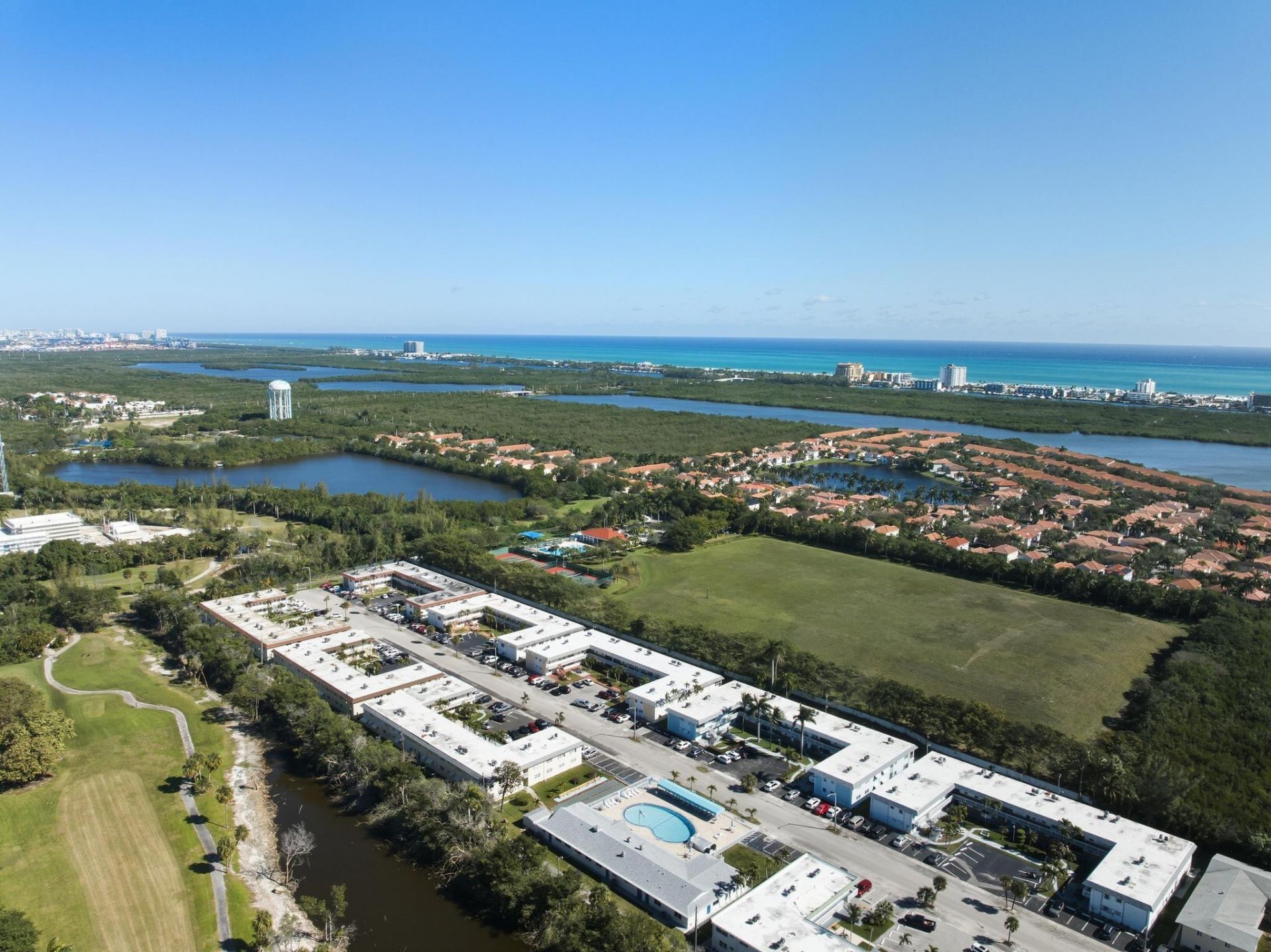 1451 N 12th Court, Unit 8a, Hollywood, FL 33019 Photo