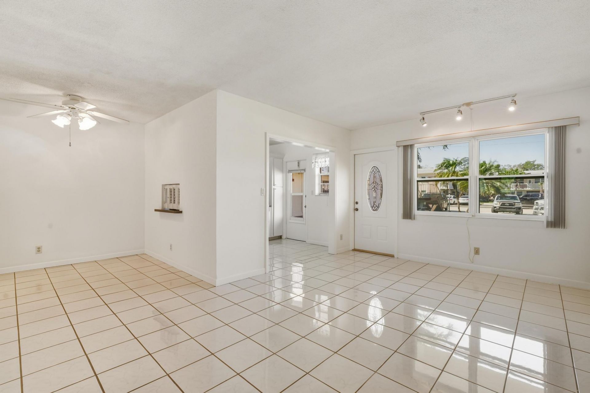 1451 N 12th Court, Unit 8a, Hollywood, FL 33019 Photo