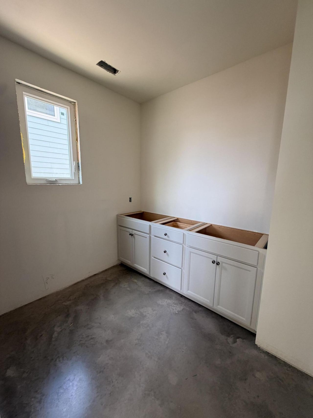 345 Trailmore Lane Photo 19