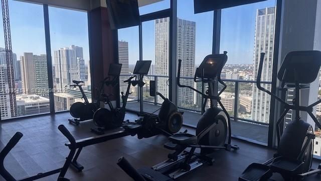 11 NE 6th St, Unit 902, Miami, FL 33132 Photo