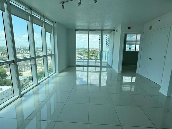 1871 NW S River Dr , Unit 1503, Miami, FL 33125