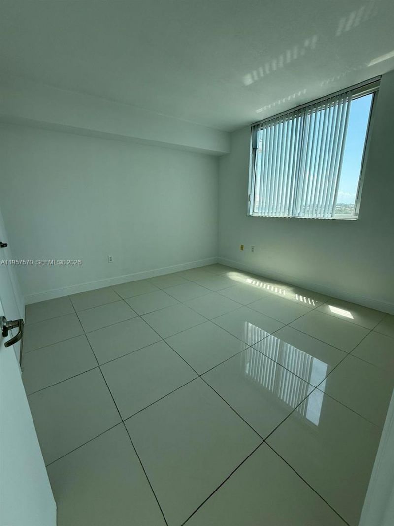 1871 NW S River Dr , Unit 1503, Miami, FL 33125 Photo