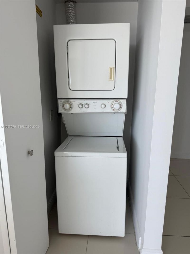 1871 NW S River Dr , Unit 1503, Miami, FL 33125 Photo