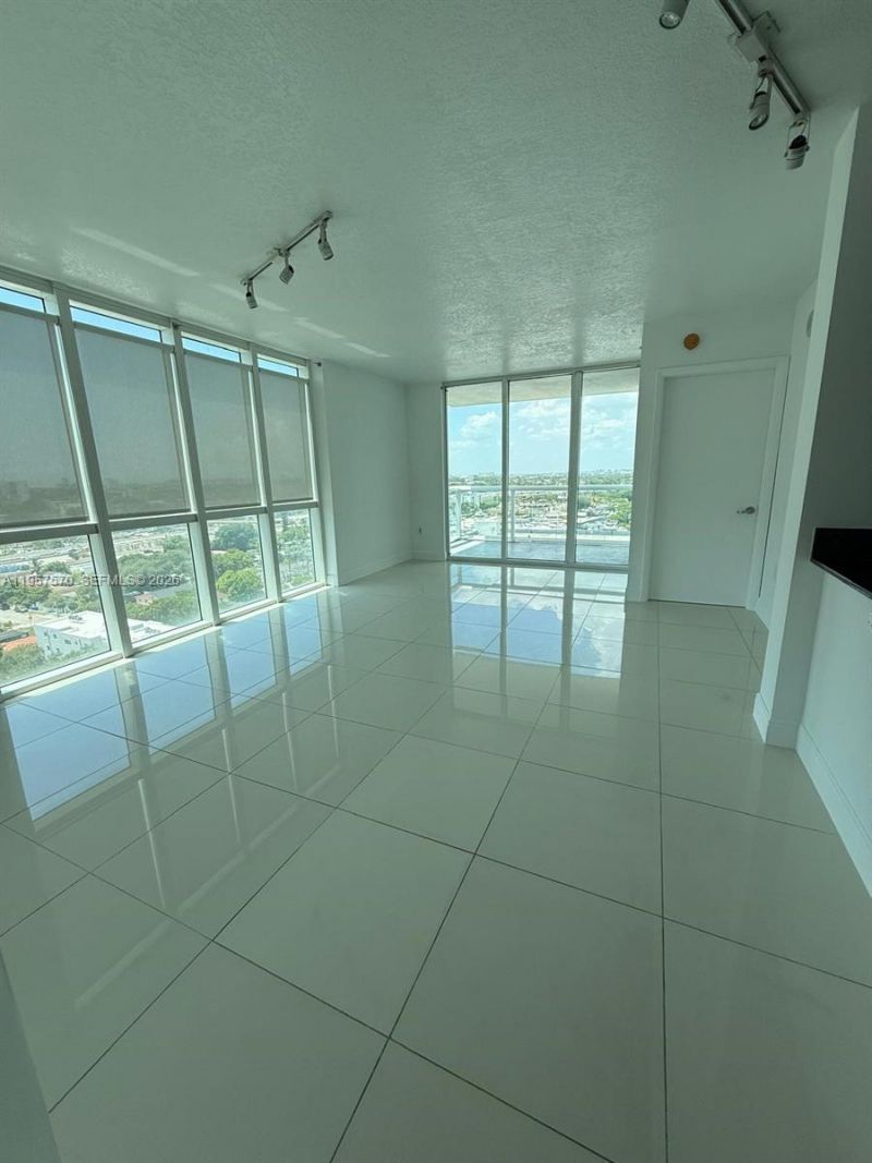 1871 NW S River Dr , Unit 1503, Miami, FL 33125 Photo