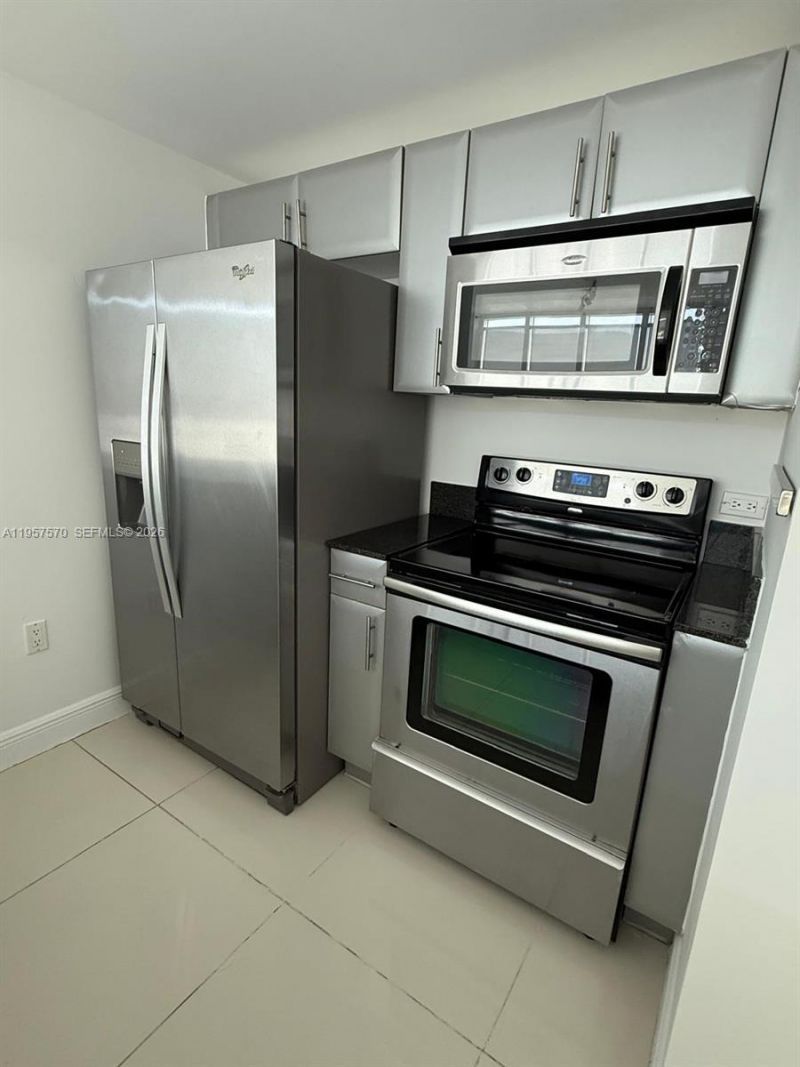 1871 NW S River Dr , Unit 1503, Miami, FL 33125 Photo