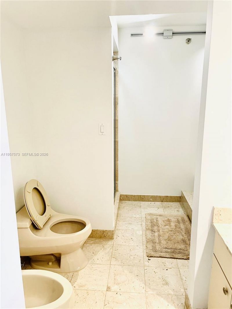 151 SE 15th Rd, Unit 2503, Miami, FL 33129 Photo