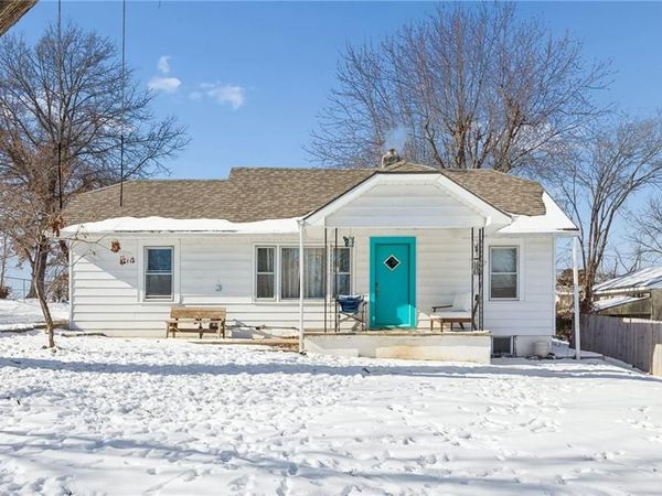 3022 Wallace Avenue, Kansas City, MO 64129