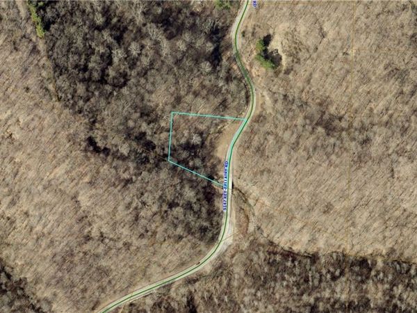 W 23rd Street, Bellaire, OH 43906