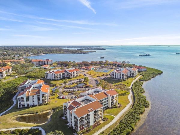 301 MARINER DRIVE, Unit 301, TARPON SPRINGS, FL 34689