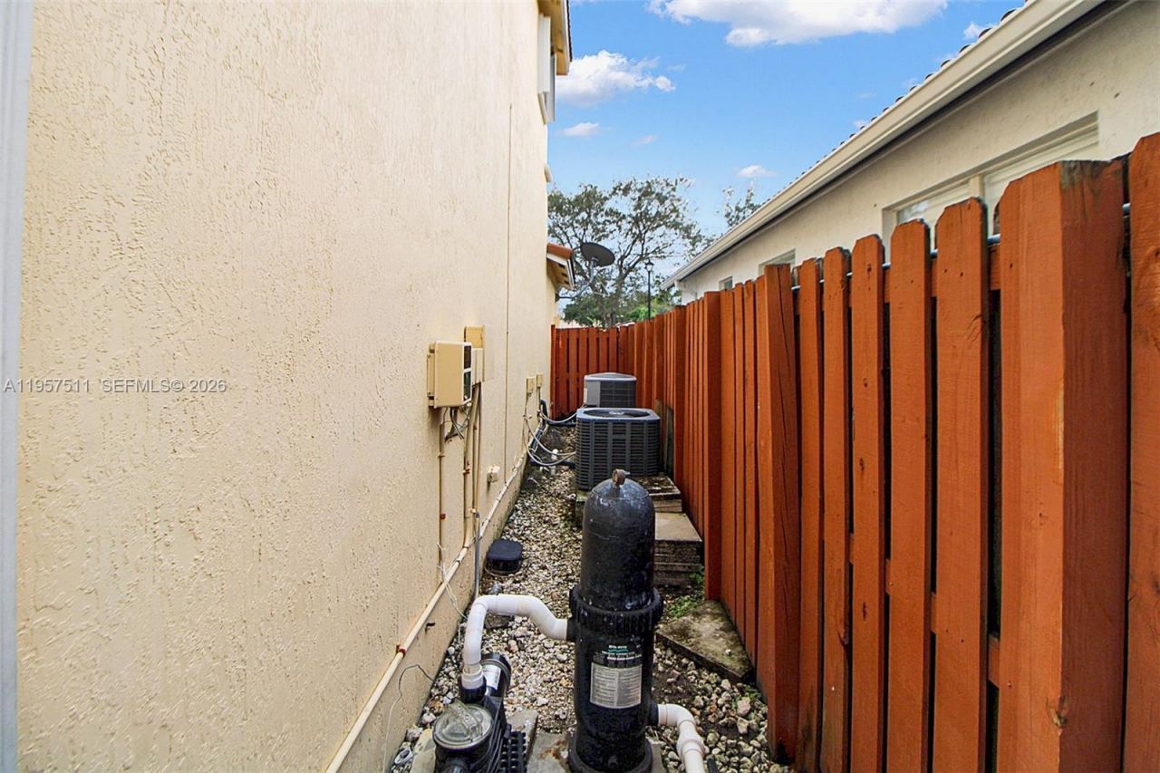 10755 SW 244th Ter, Homestead, FL 33032 Photo