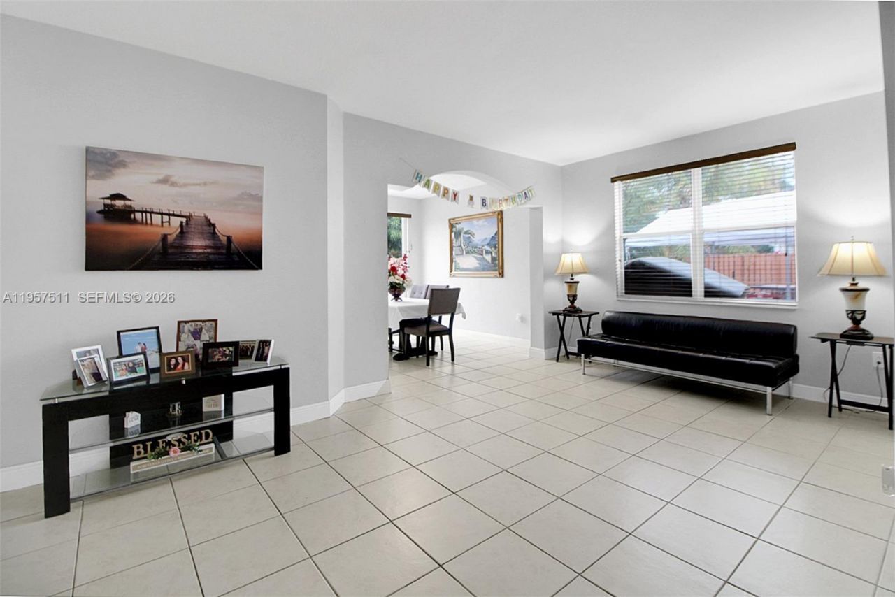 10755 SW 244th Ter, Homestead, FL 33032 Photo