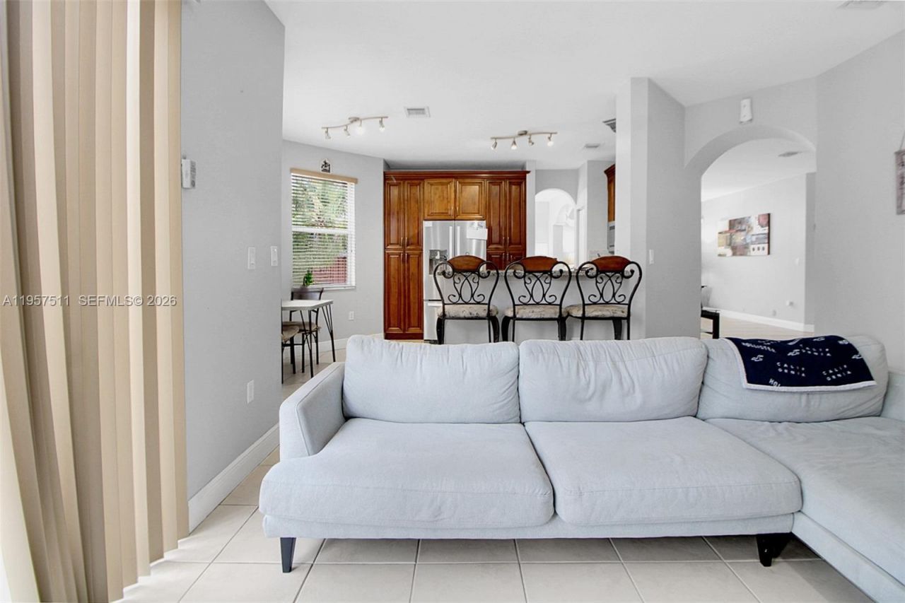 10755 SW 244th Ter, Homestead, FL 33032 Photo